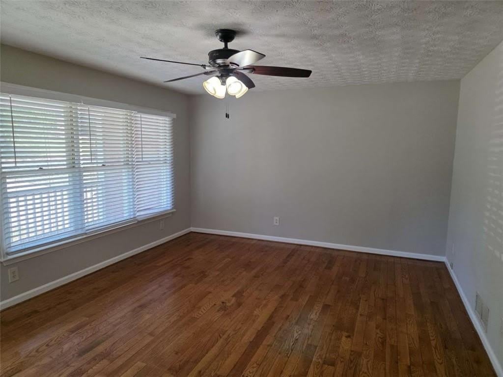1695 Underwood Drive – photo 4