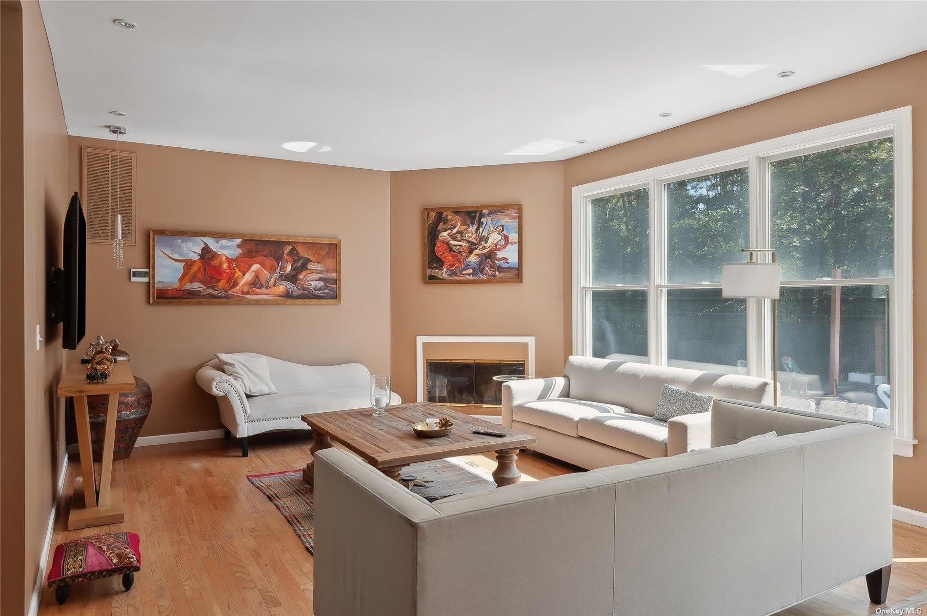 1 Candace Drive – photo 4