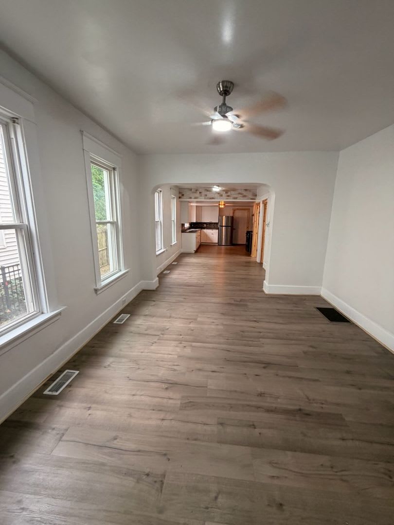 Lower newly remodeled 3 bedroom unit – photo 2