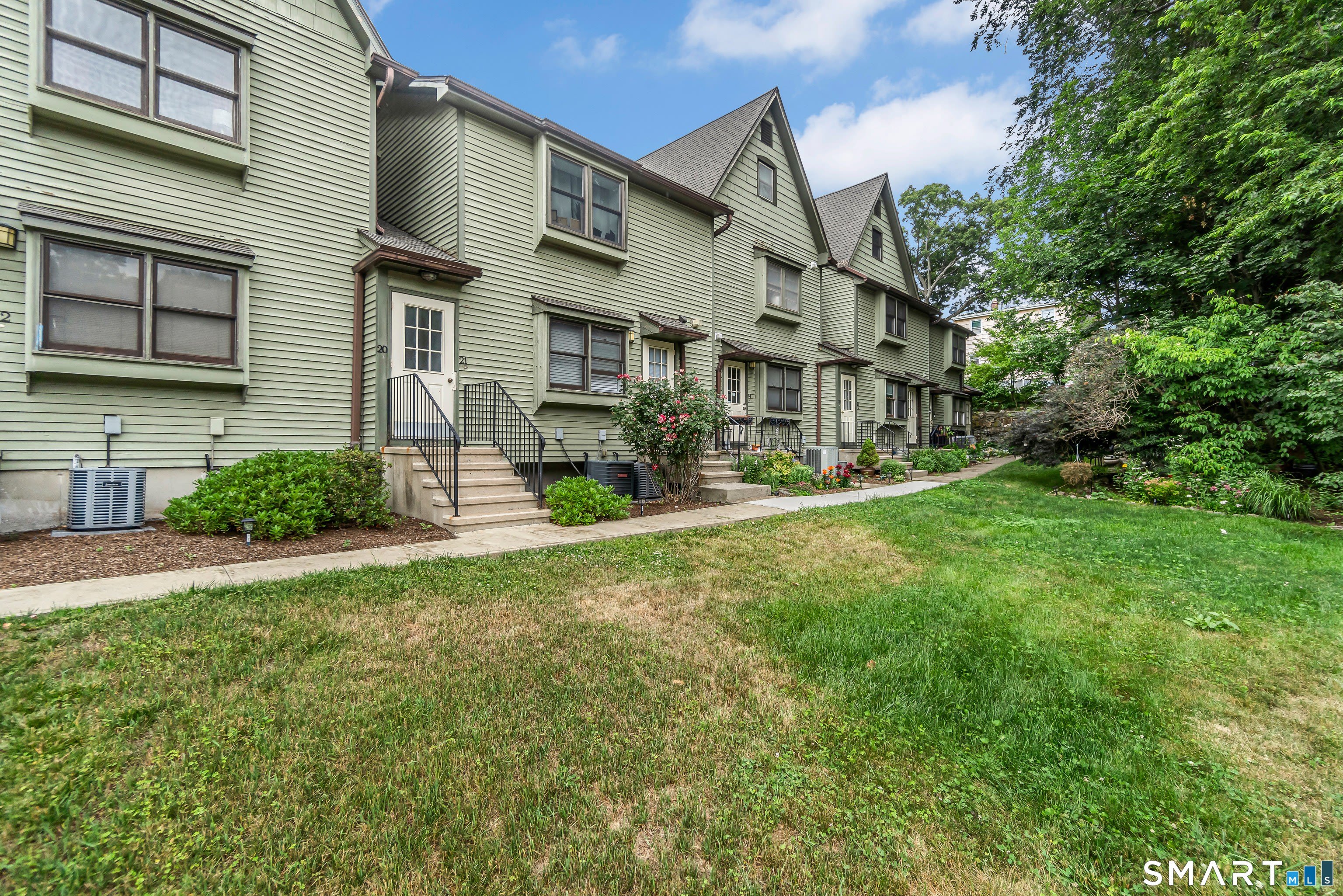 462 Glendale Avenue – photo 3