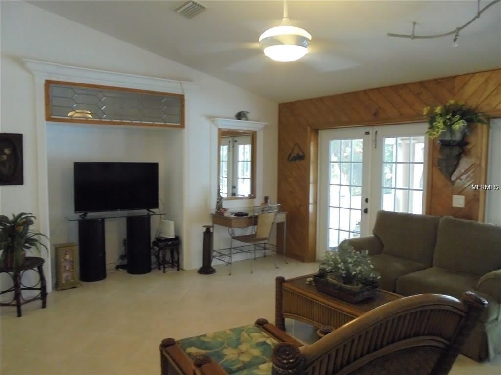 5022 BAYBERRY STREET – photo 2