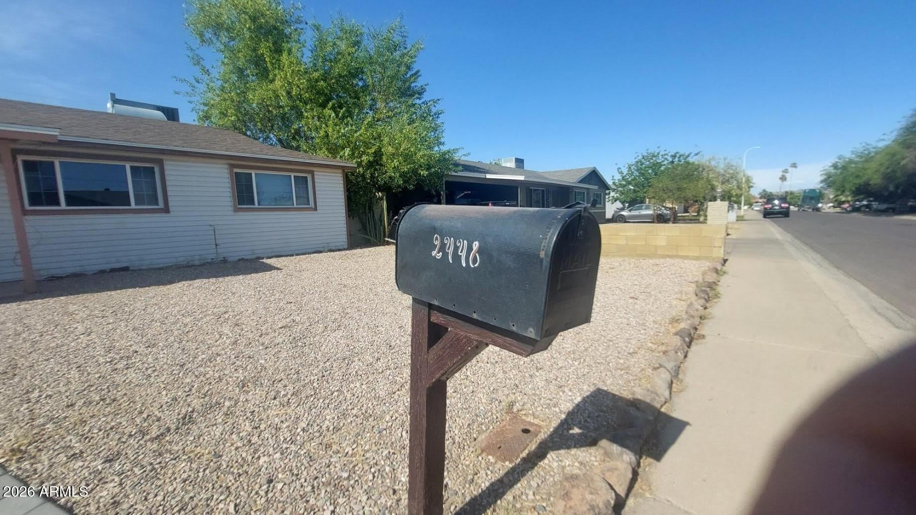2448 W FREEWAY Lane – photo 2
