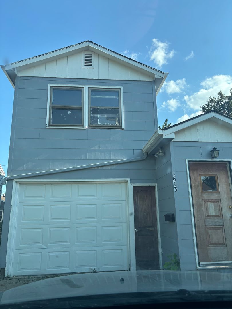 1613 E 12Th St – photo 2