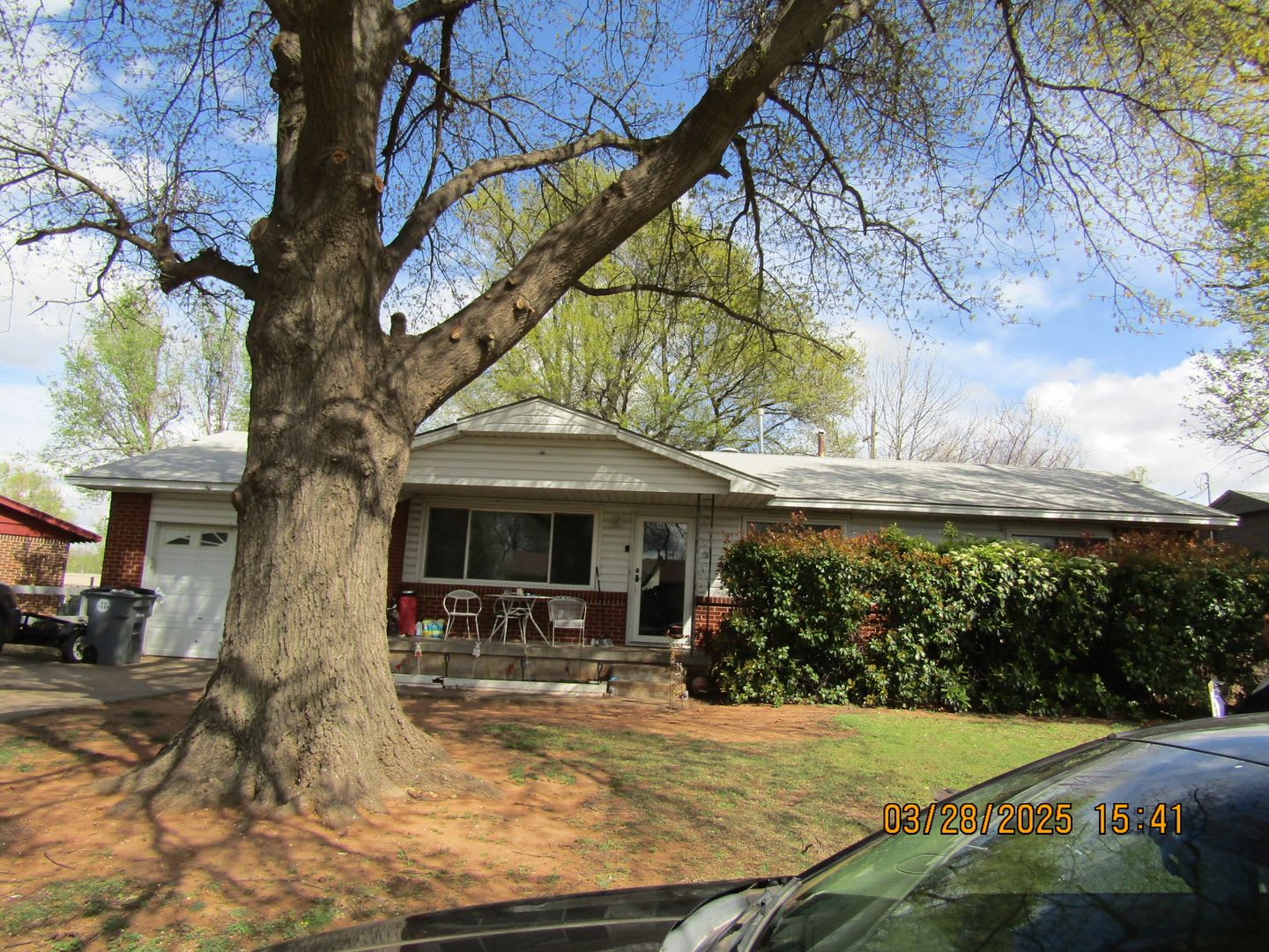 Very Nice Home Located In The Rolling Meadows Area No Pet Home – photo 1