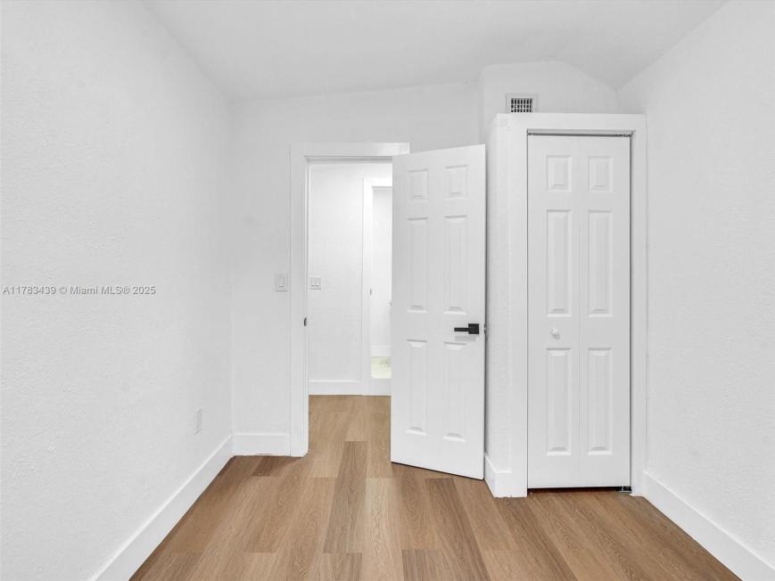 470 NE 165th St – photo 5