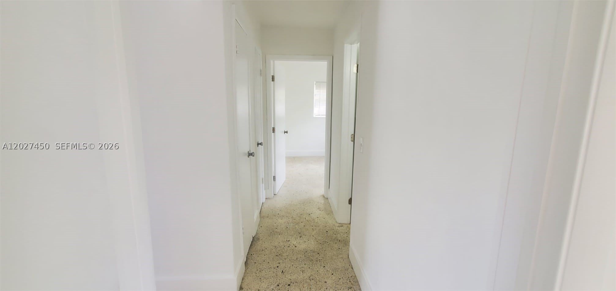 1032 SW 10th St – photo 5