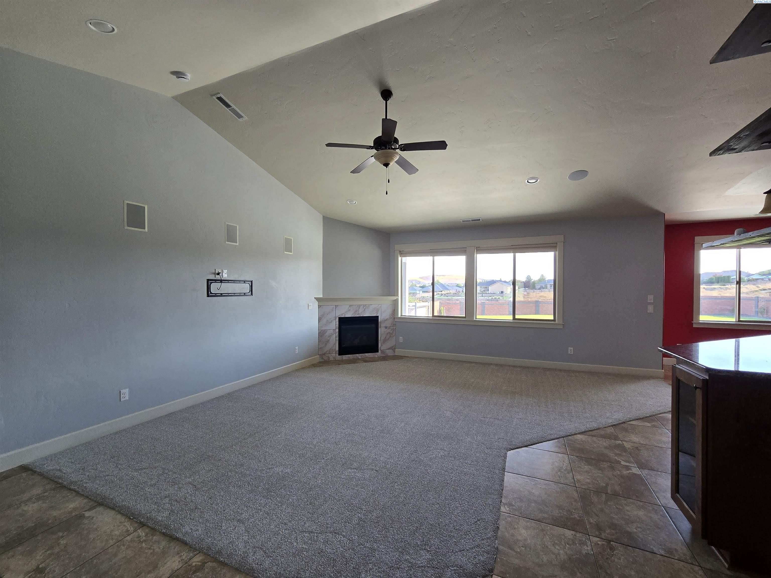 2914 Karlee Drive – photo 2