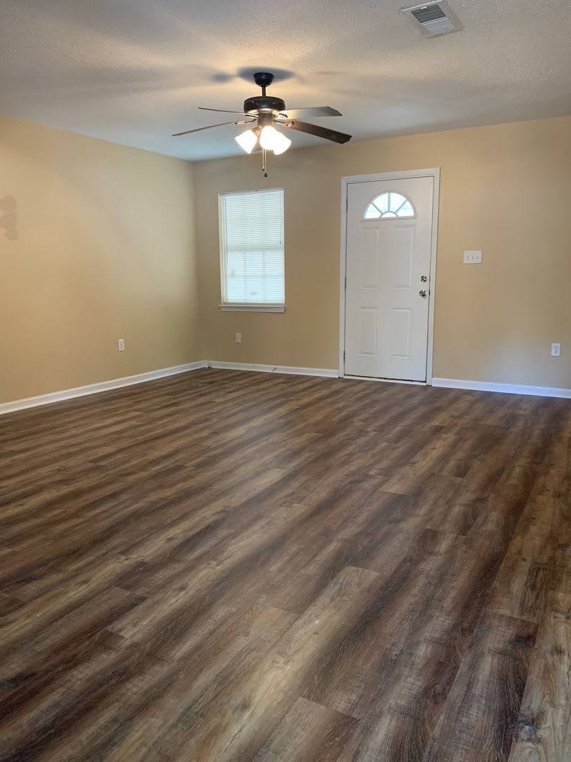 Beautiful 3Bd 2Ba Home Ready To Rent – photo 4