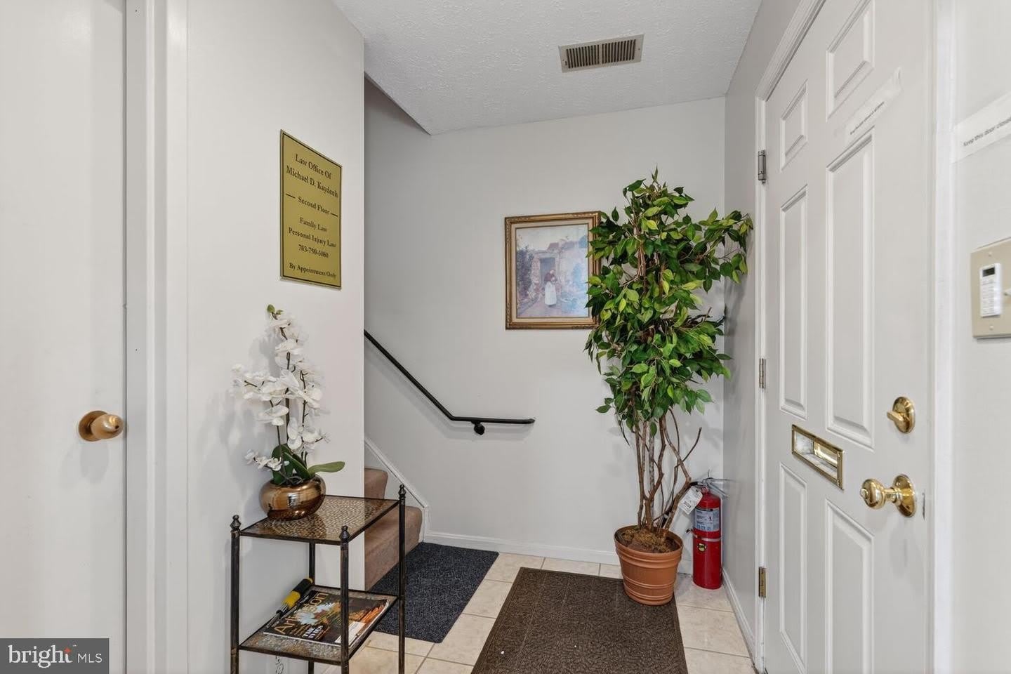 1311 VINCENT PL #19 – photo 4