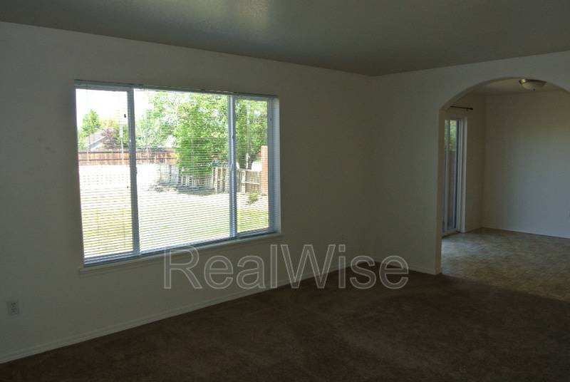 1931 NW Larch Spur Ct. – photo 2