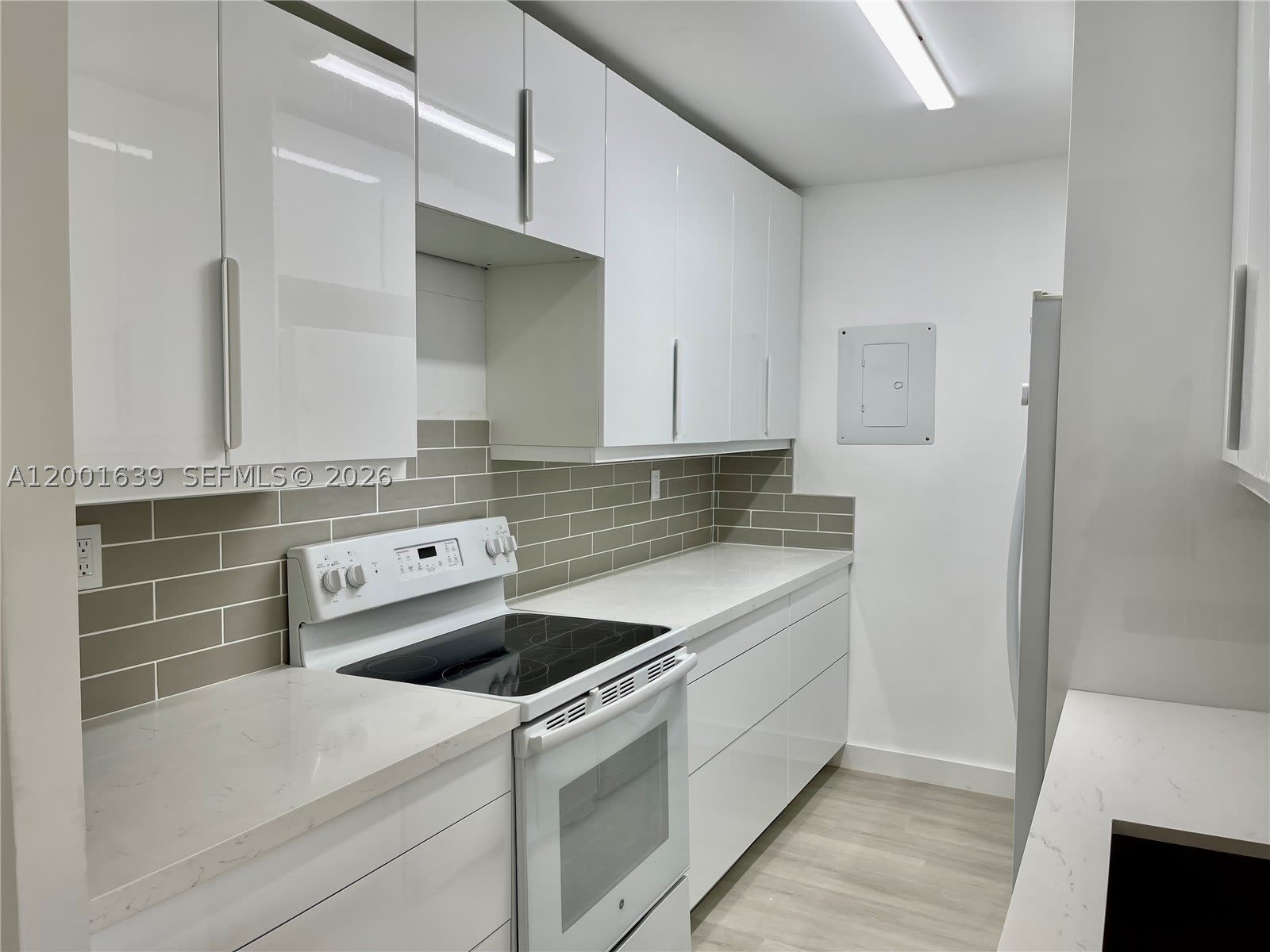 255 Galen Dr – photo 5