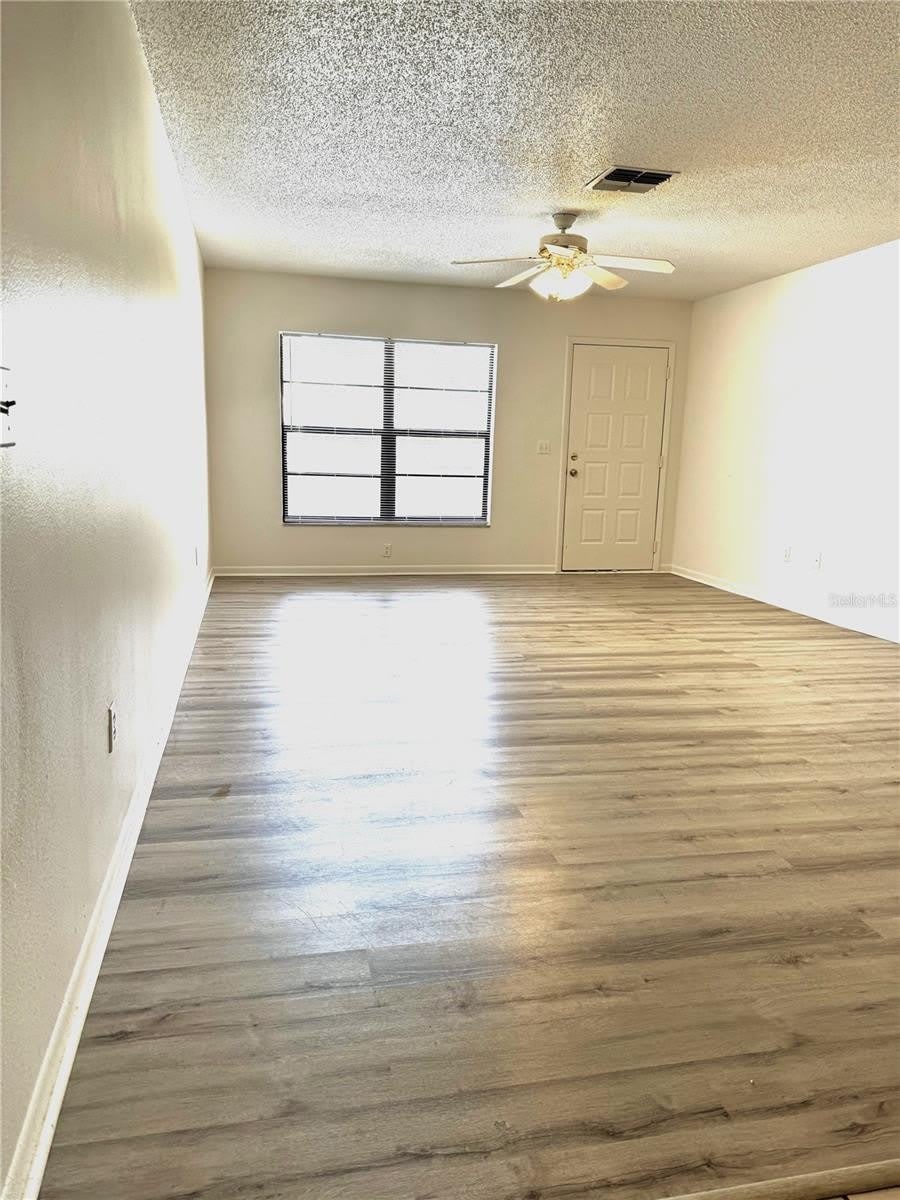 13608 S VILLAGE Drive – photo 4