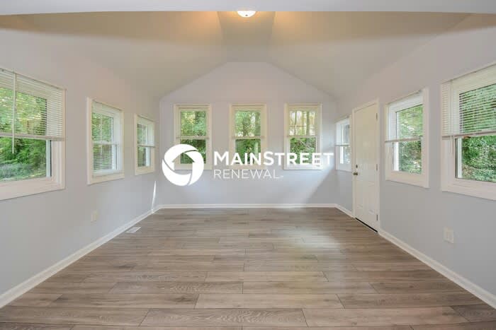 15 Regency Way Southeast – photo 3