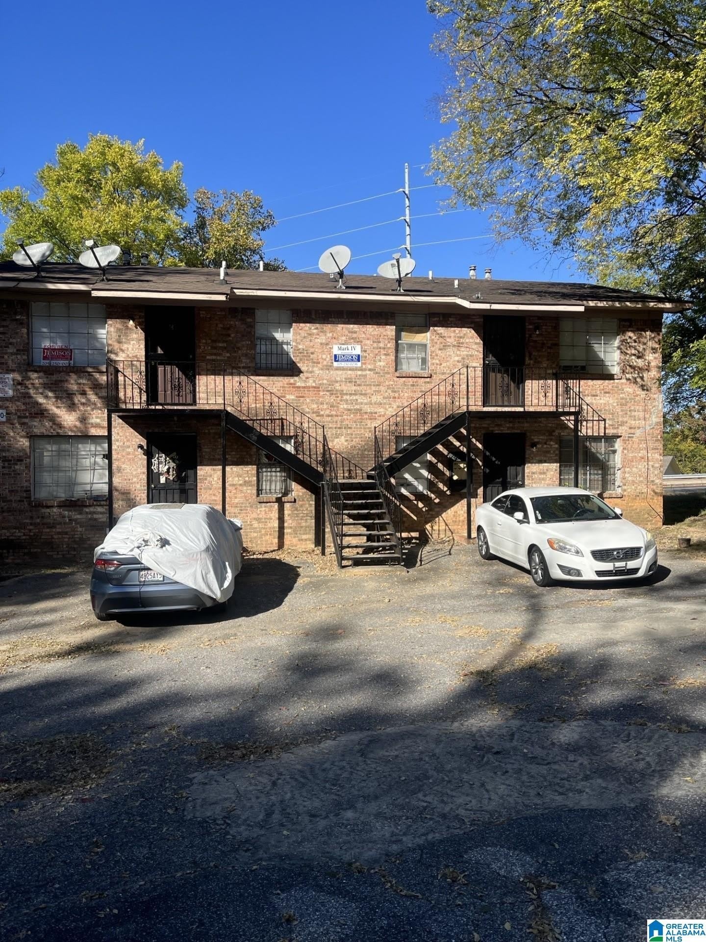1300 N 16TH COURT – photo 1