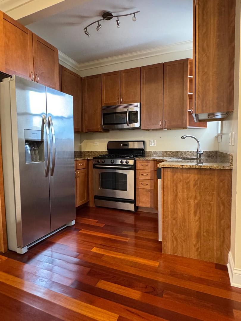 1310 West Ohio St – photo 3