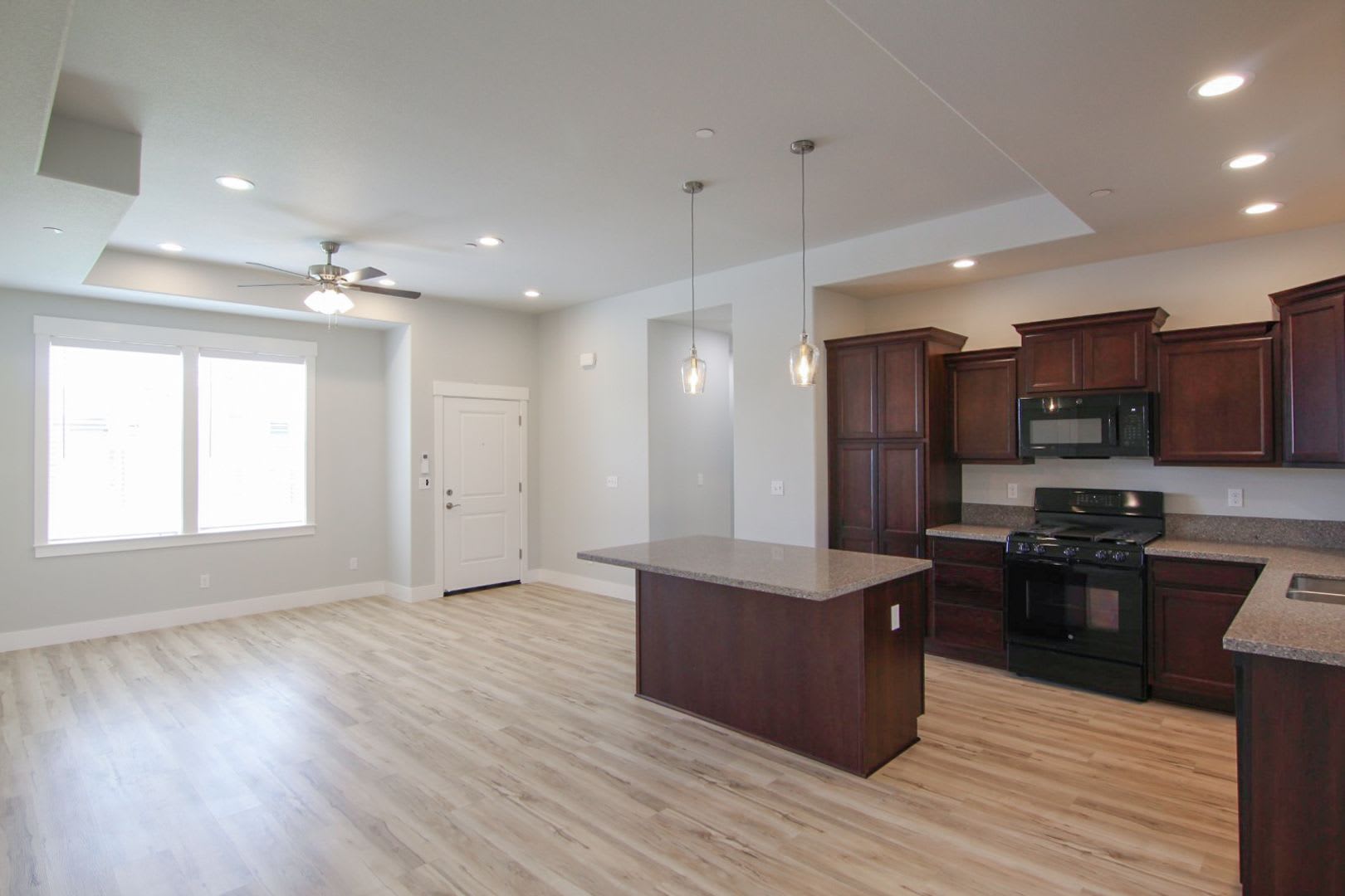 Brand New Build! – photo 5