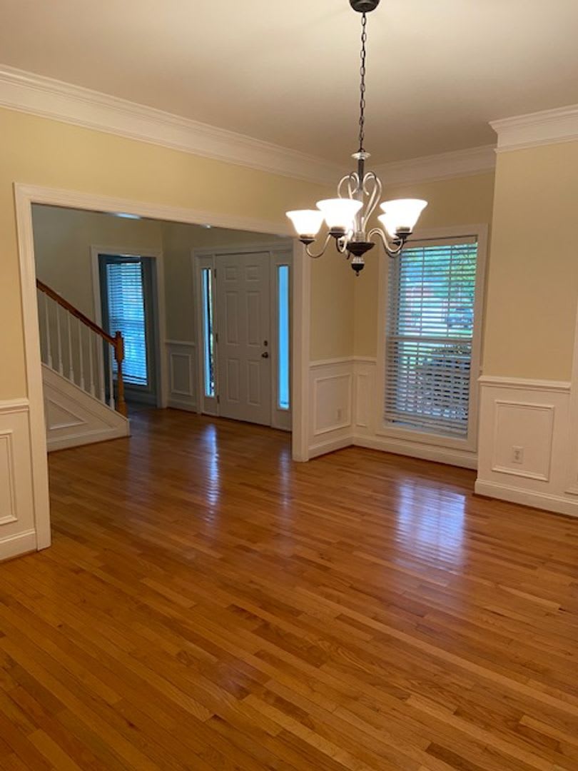 5 BR/3 Bath in Willow Pointe (Lake Carolina) – photo 2