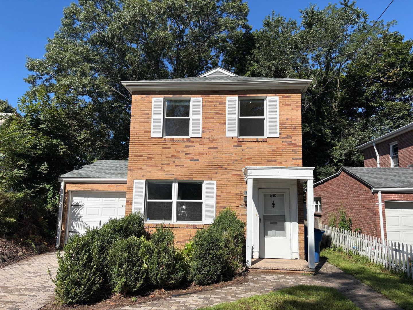 630 Prospect Street 3 Bed 2 Bath – photo 3