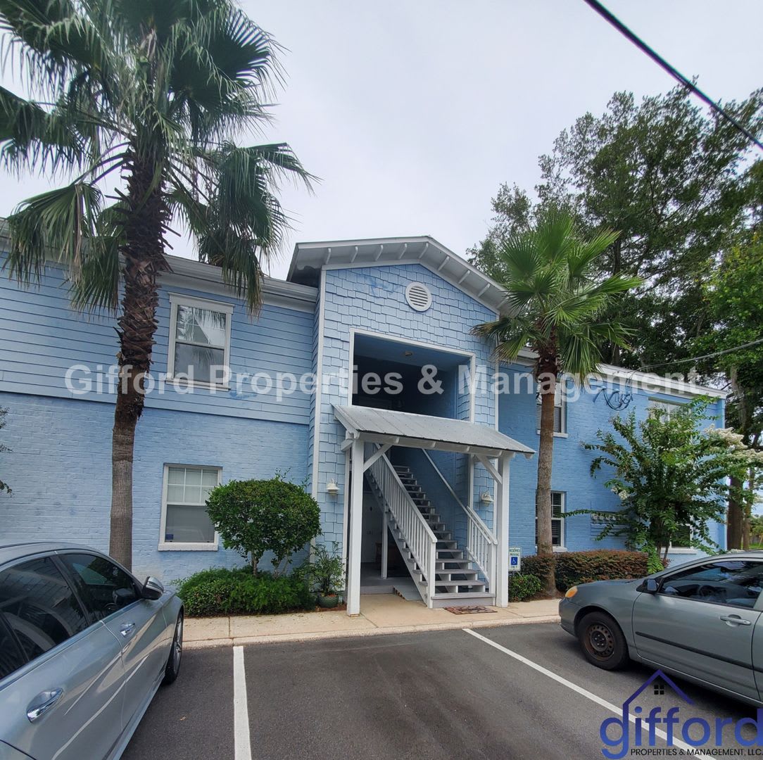 2BR/2BA Riverfront Luxury Condo – photo 1