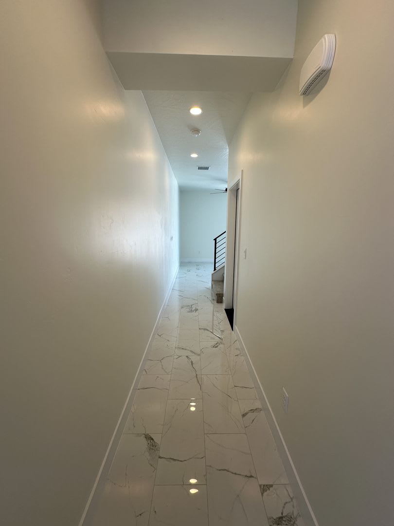 Brand New Townhome Internet Included – photo 4