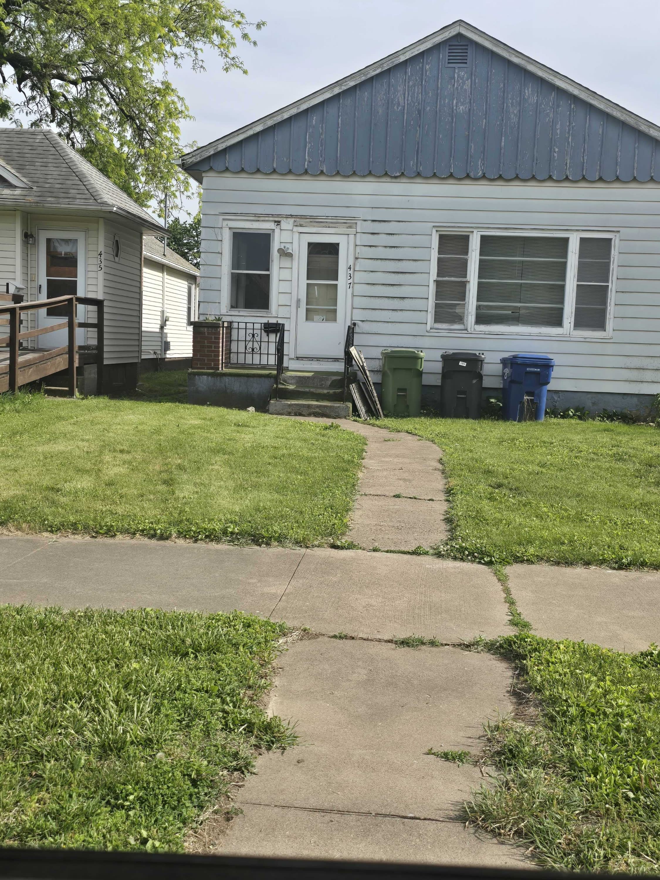 437 1st Avenue – photo 1