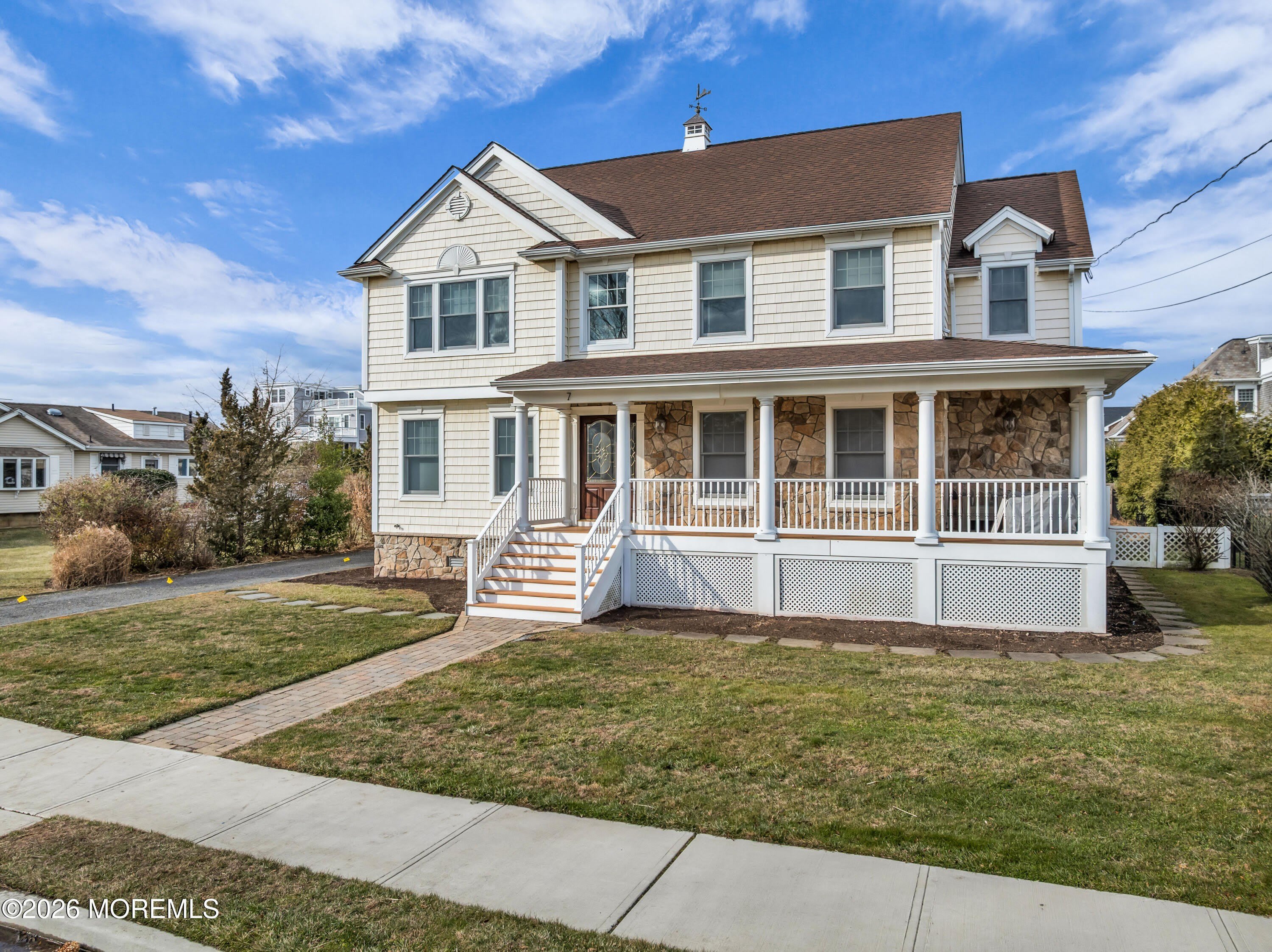 7 Anderson Street – photo 2