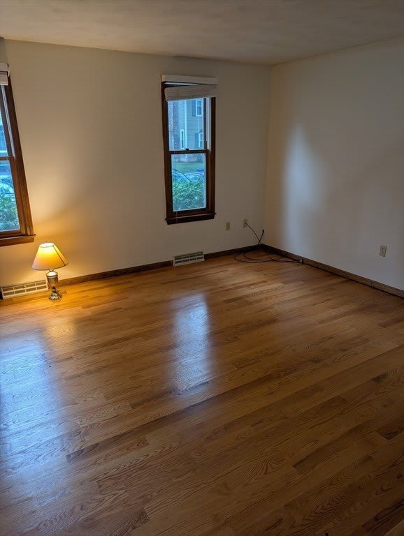 328 Wellman Ave. – photo 3