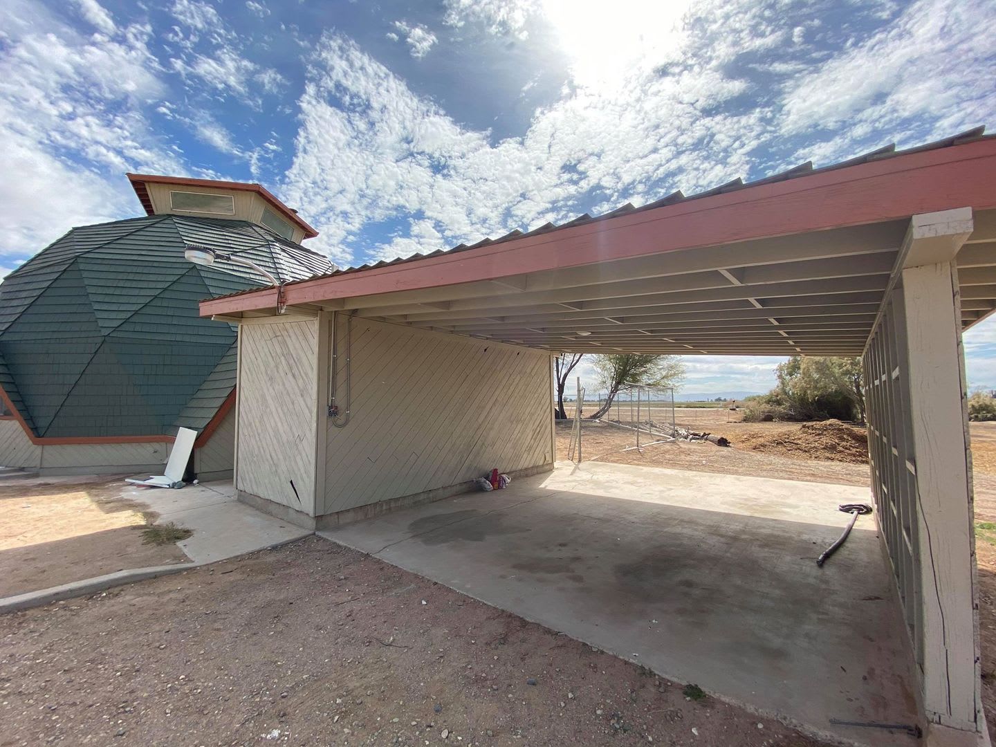 Iconic Dome House for Rent – Unique Country Living with Pet-Friendly Space Near Holtville – photo 3