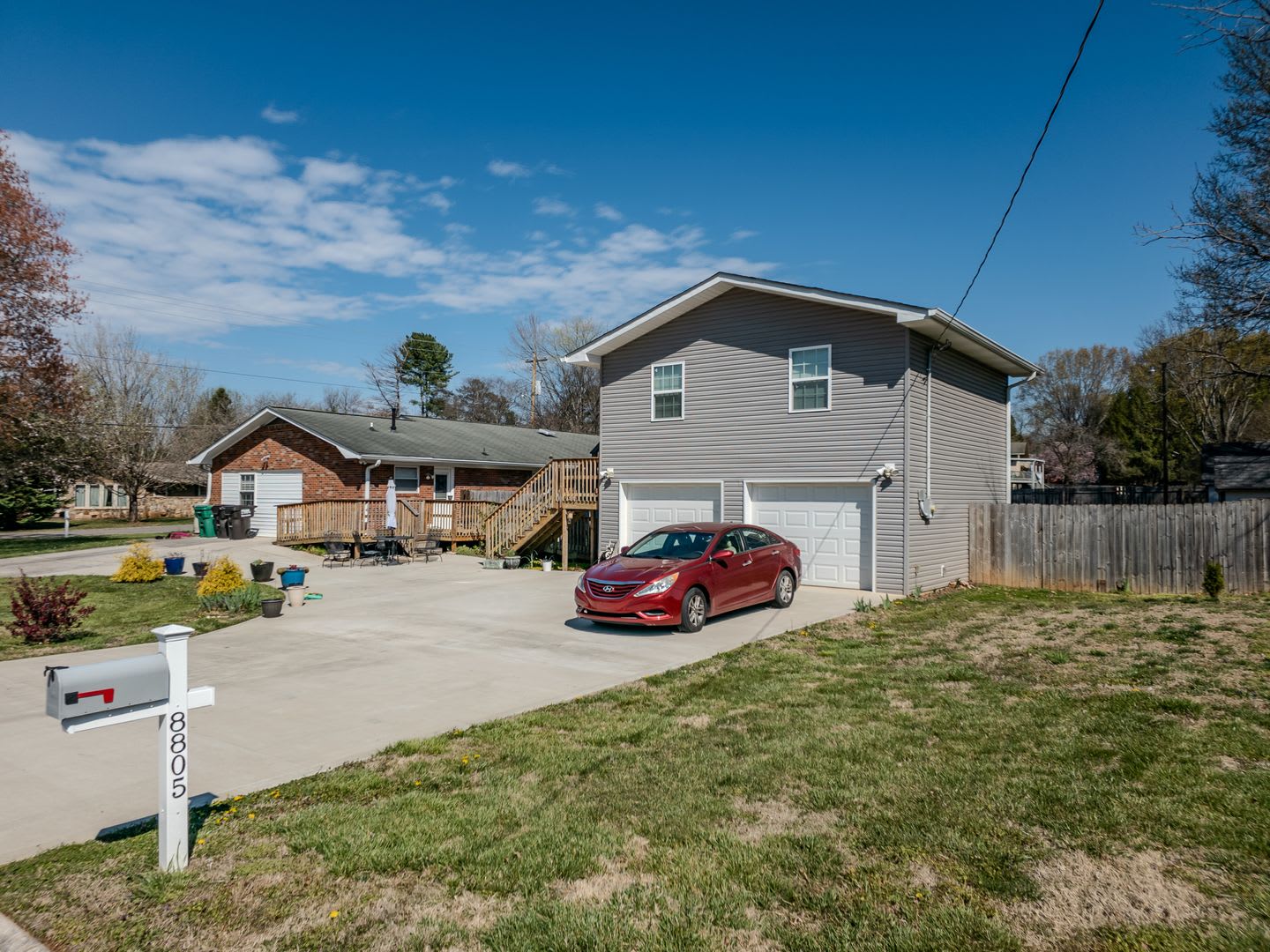 West Knoxville 37923 2 Bedroom 1 Bath Apartment – photo 3