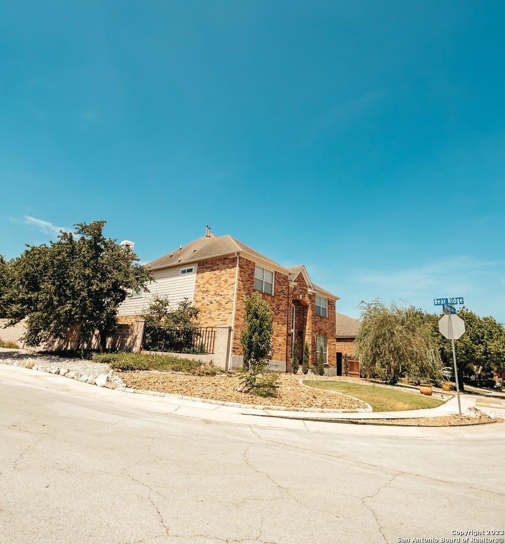 519 Wildgrove Ln – photo 2