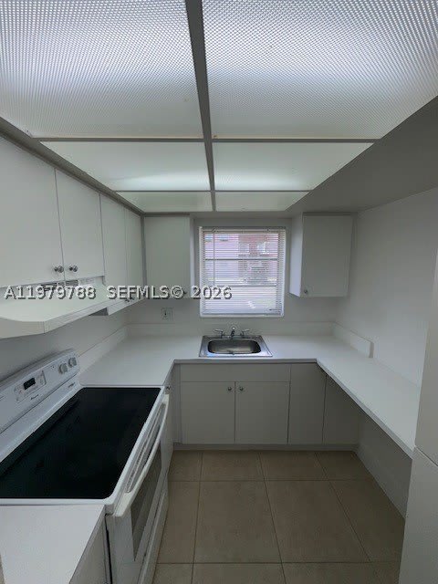 7500 SW 82nd St – photo 4