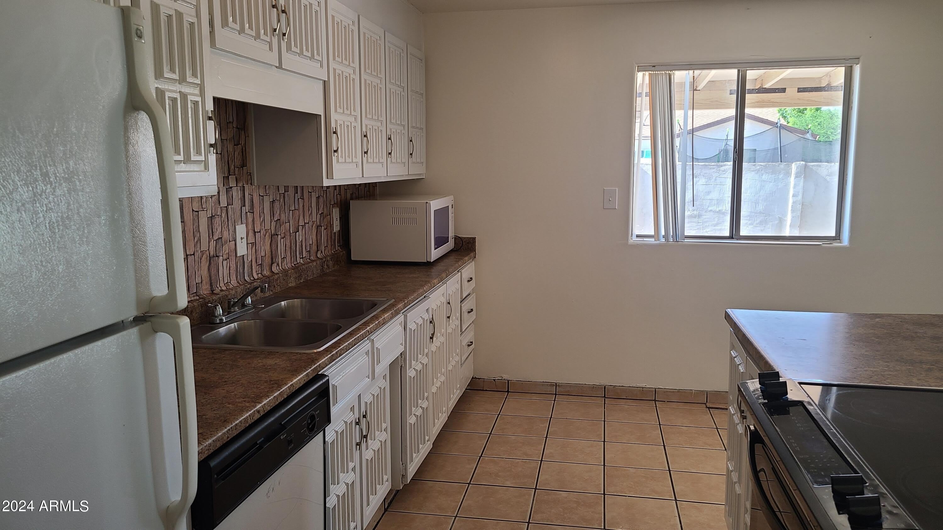 6111 W Cambridge Avenue – photo 3