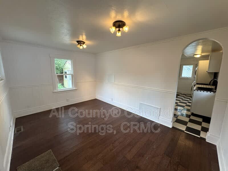 217 E Jefferson Street – photo 3
