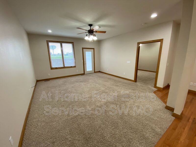 5601 N 17th – photo 4