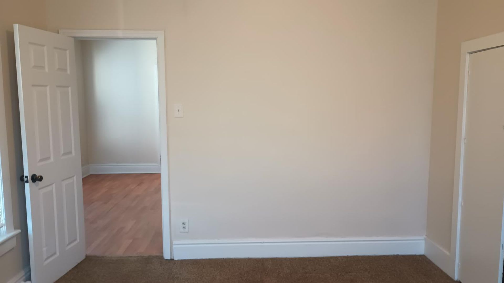 449 Park Ave – photo 4