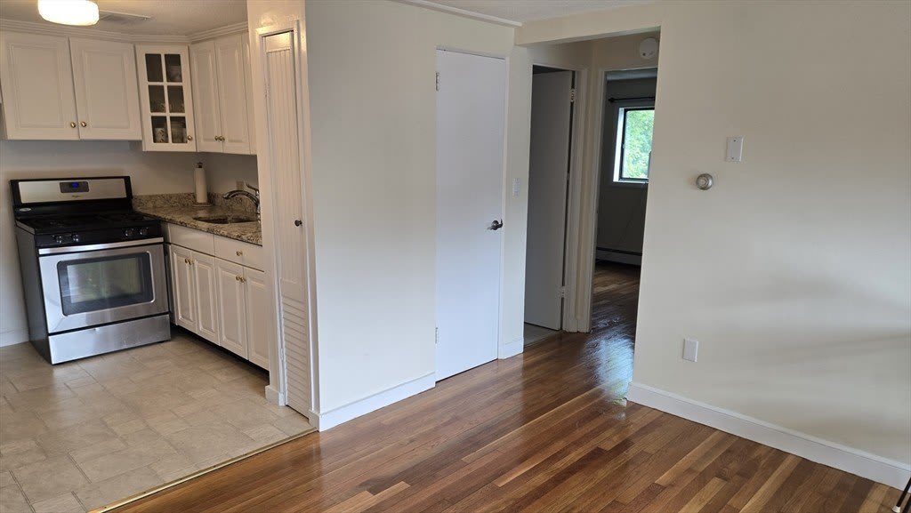 108 E Main St – photo 3