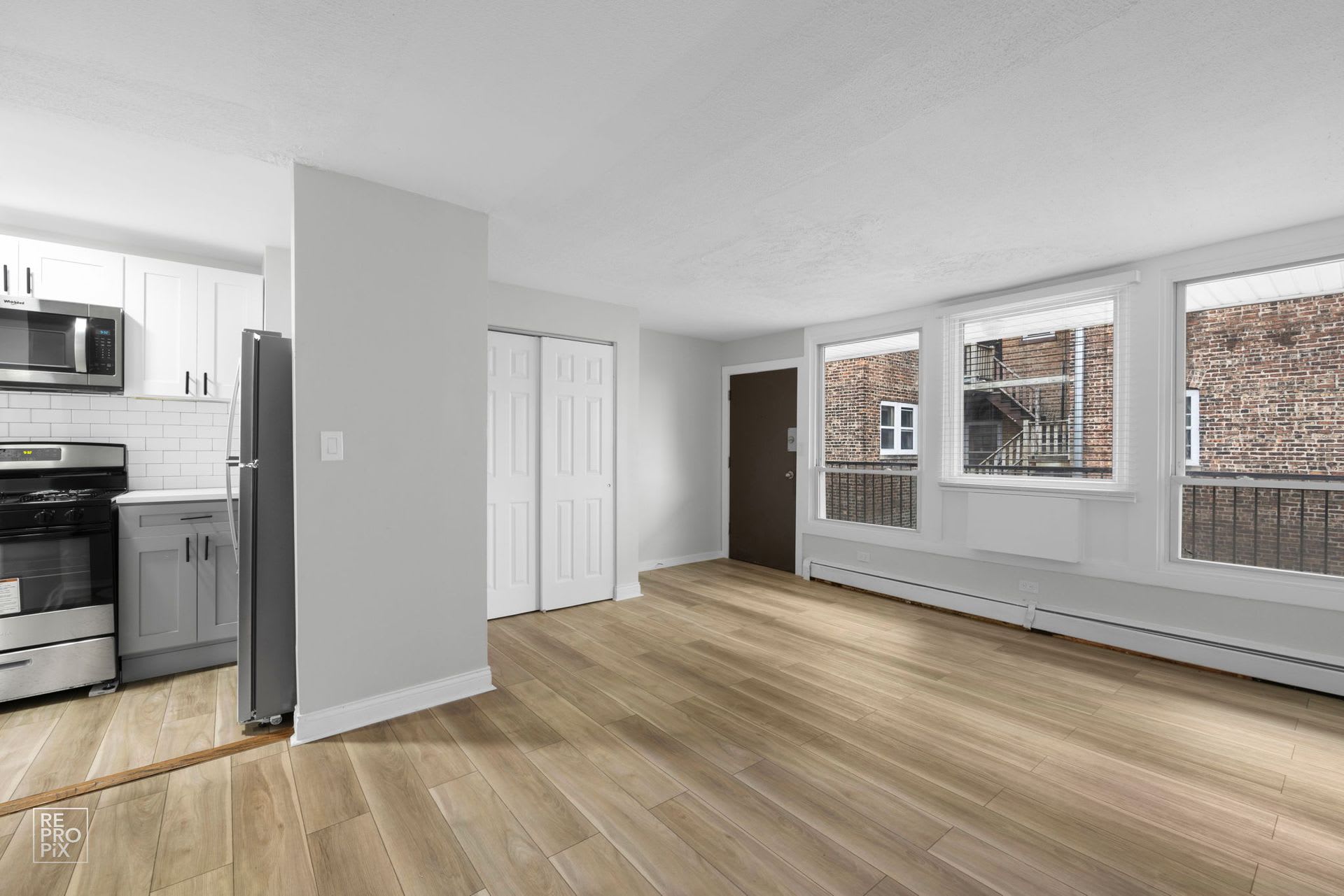 6832 S Crandon – photo 5