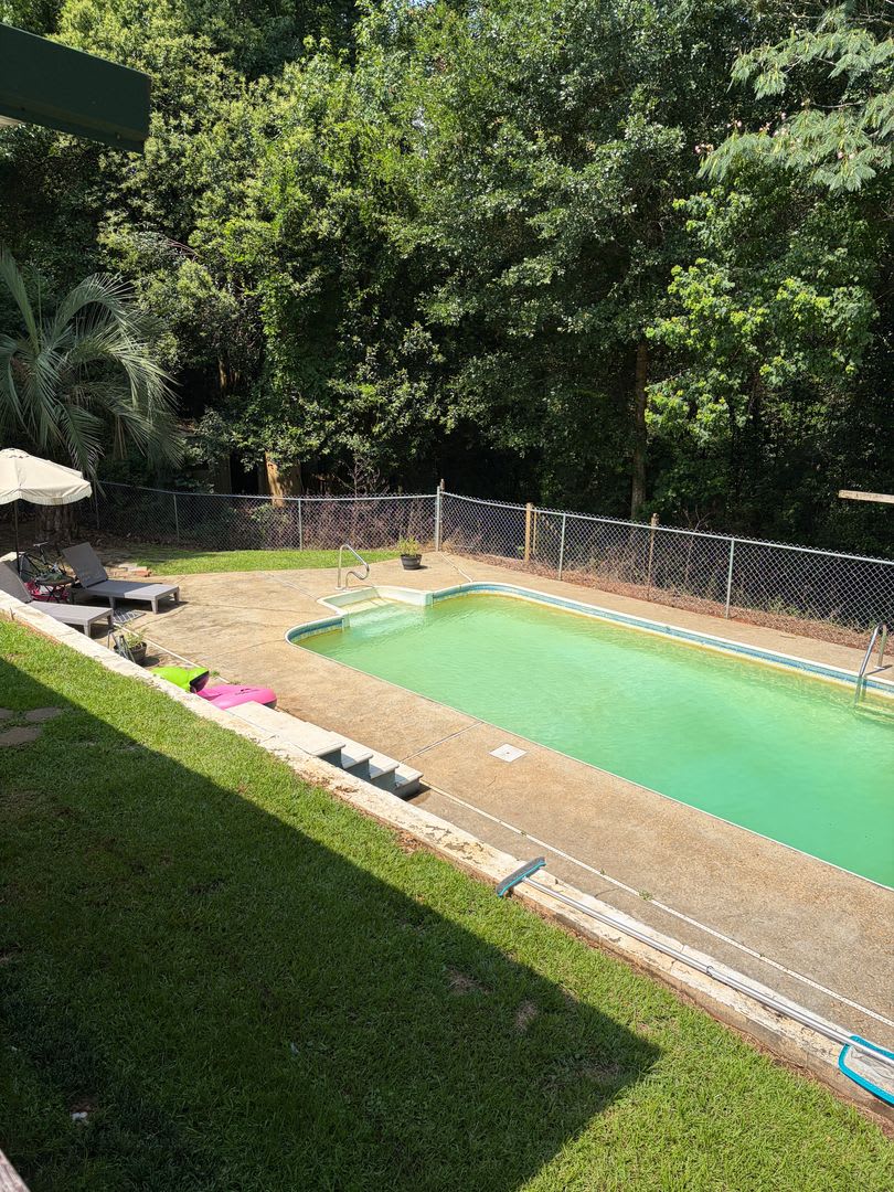 Nice home with pool! – photo 3