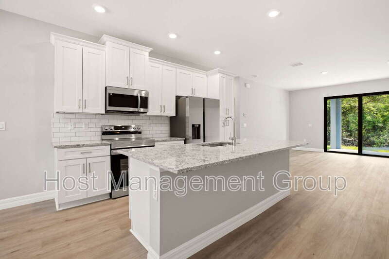 4102 E 7th Street – photo 5