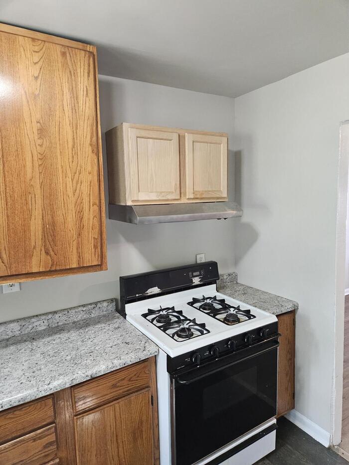 2939 West 10Th Avenue – photo 5
