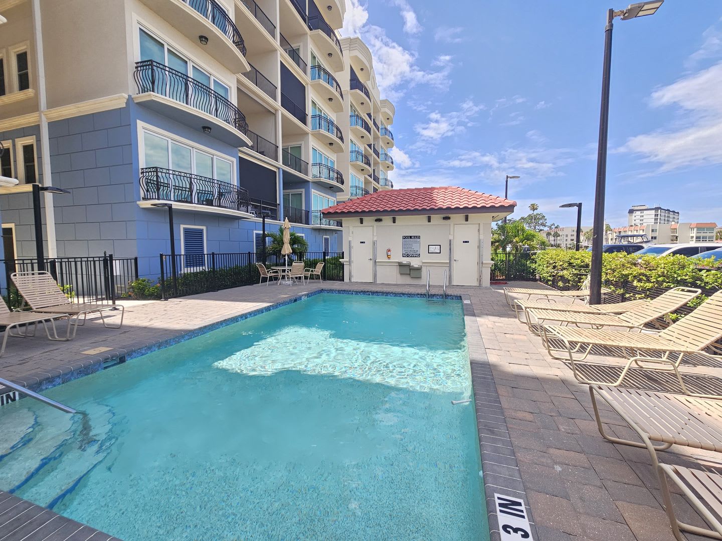 Annual Furnished Or Seasonal Short Term 3 Bedroom 2 Bathroom Luxury Condo On Venice Island – photo 2