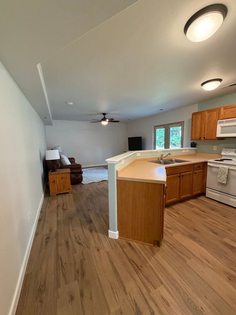 1 Bedroom 1 Bathroom in Park East Glenwood Springs – photo 4