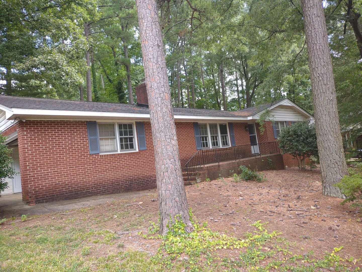 Coming Soon!!! Comfort & Convenience: This Beautiful Home Has It All! – photo 1