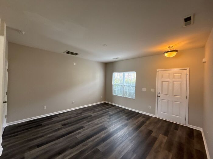 2009 Twilight Lane – photo 2