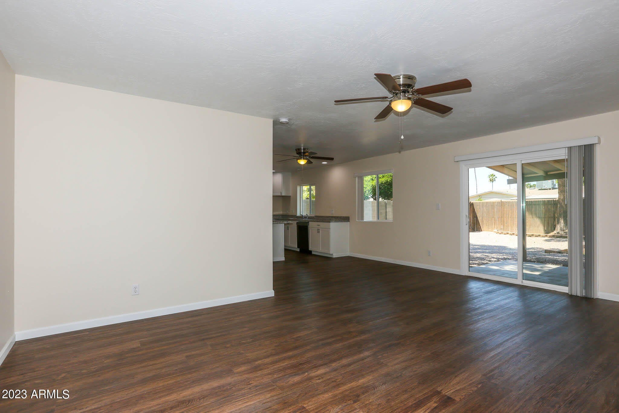 6226 S Hazelton Lane – photo 3