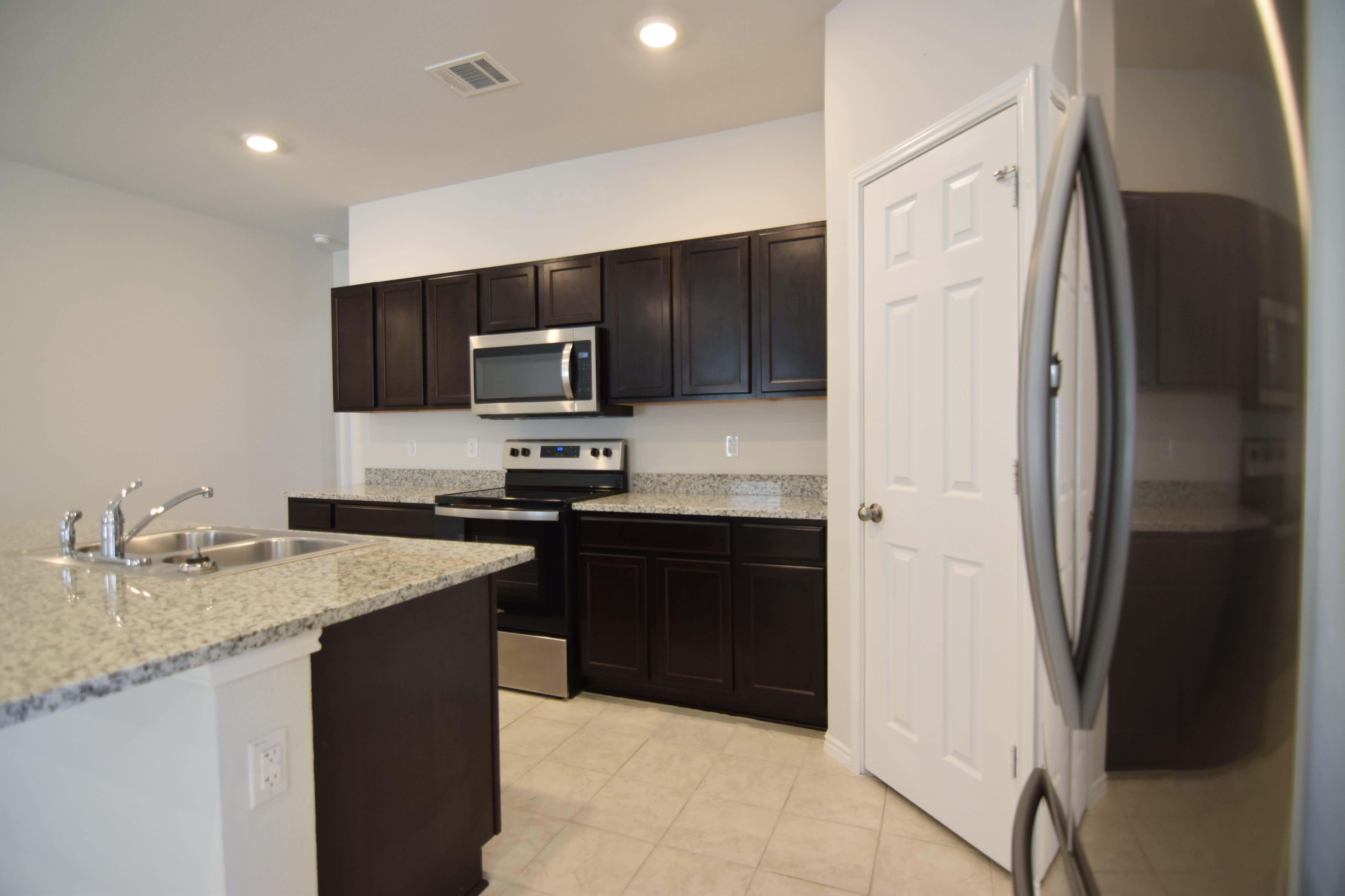 9621 Falme Ln – photo 4