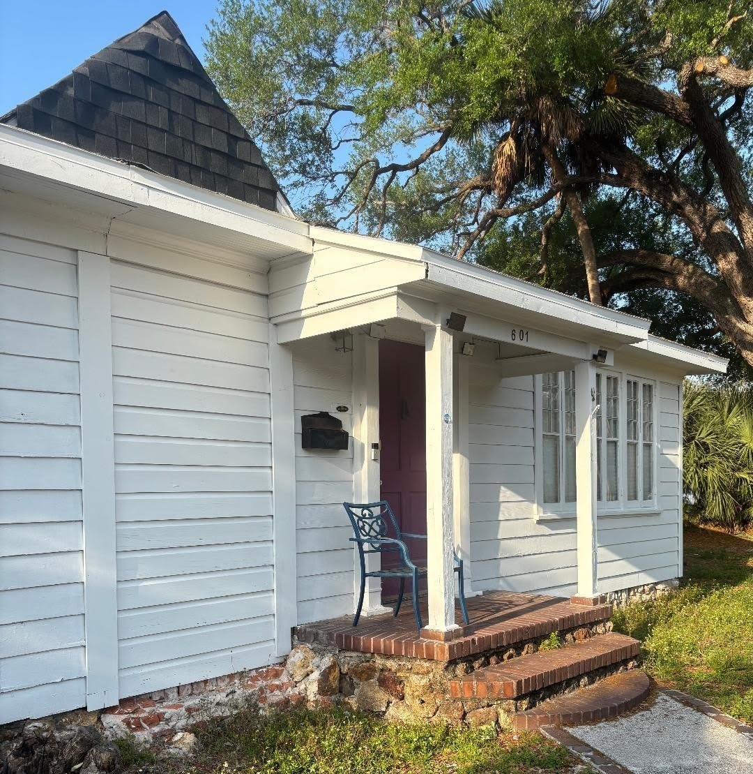 2601 W CLEVELAND Street – photo 1