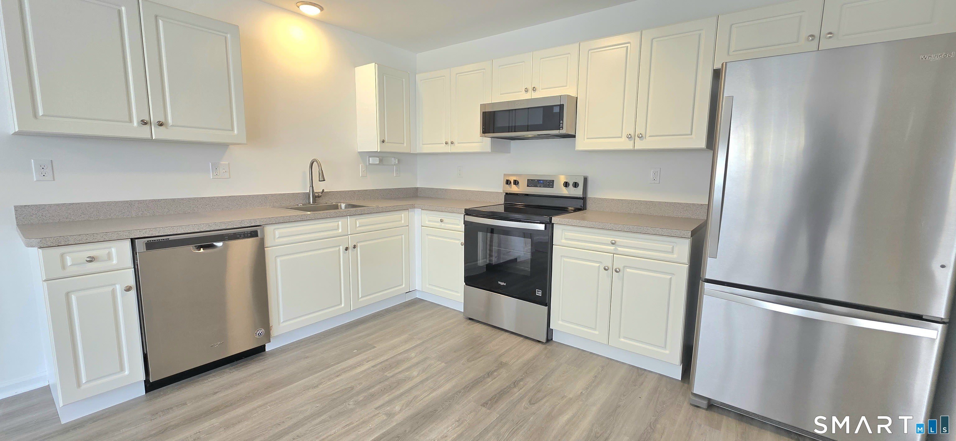 14 Berwyn Street – photo 4