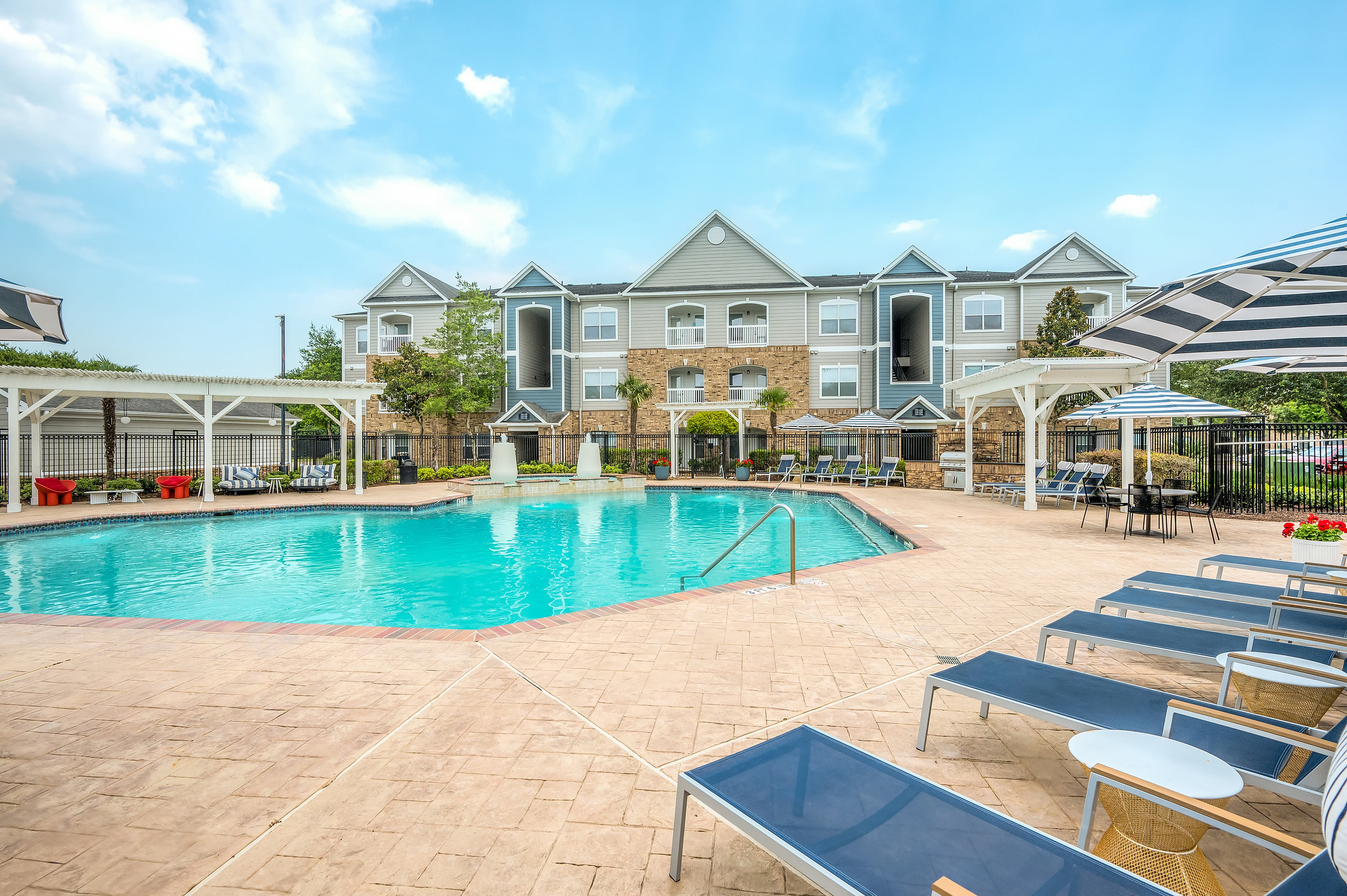 Carrington Park at Gulf Pointe – photo 1