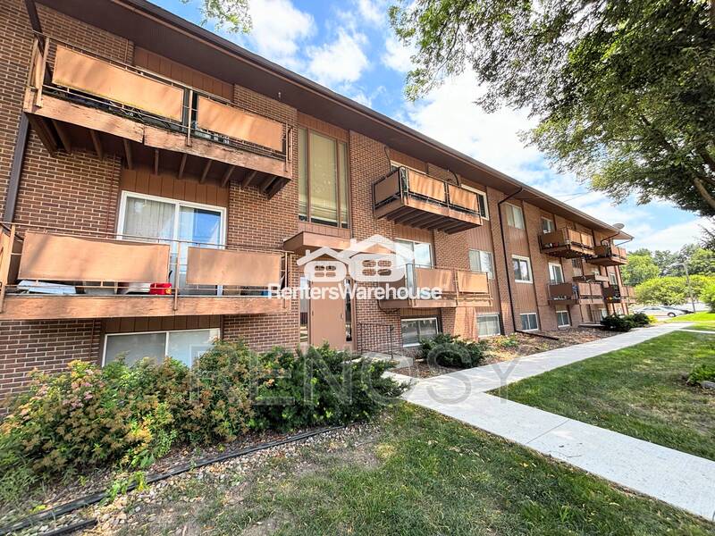 4211 65Th St – photo 2